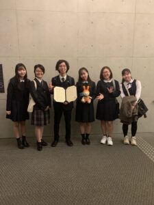 本校エコプロが法政大学「進取の気象でチャレンジ賞」を受賞しました。