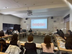 3年特別授業で弁護士の方の講演会と刑事裁判傍聴を行いました