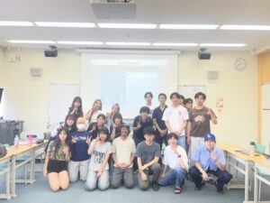 地球市民Ⅱ 『バレーボールからみる高校スポーツの未来』でゲストスピーカーをお招きしました。