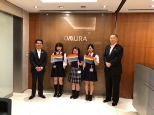 企業のダイバーシティ＆インクルージョン活動に関する課題研究に取り組んでいます