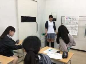 三年生がポスターセッション大会を実施しました